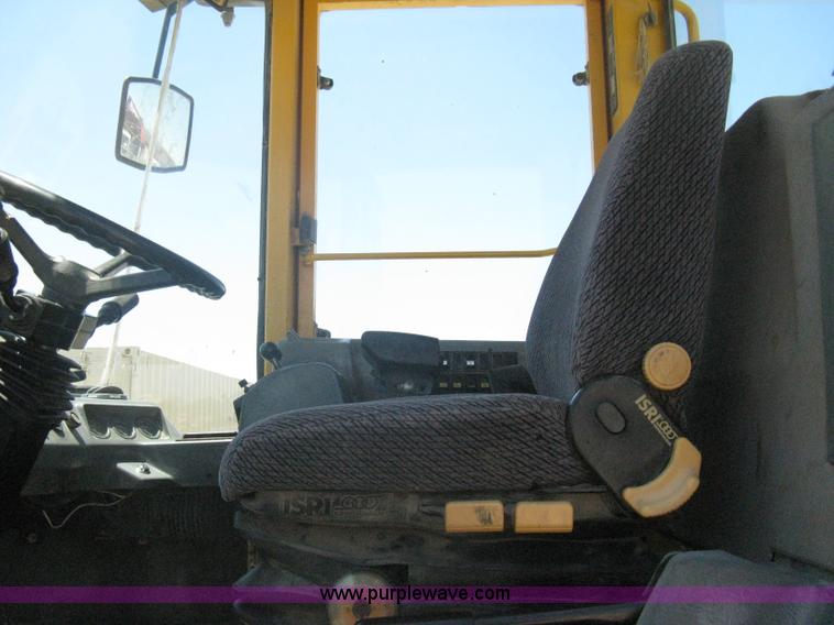 image for item A6408 1994 Volvo BM L90B wheel loader