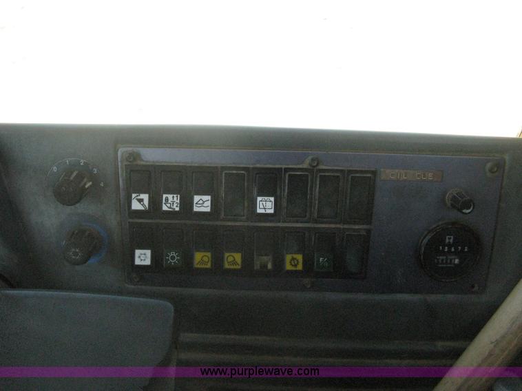 image for item A6408 1994 Volvo BM L90B wheel loader