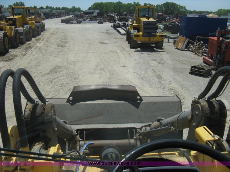 image for item A6408 1994 Volvo BM L90B wheel loader