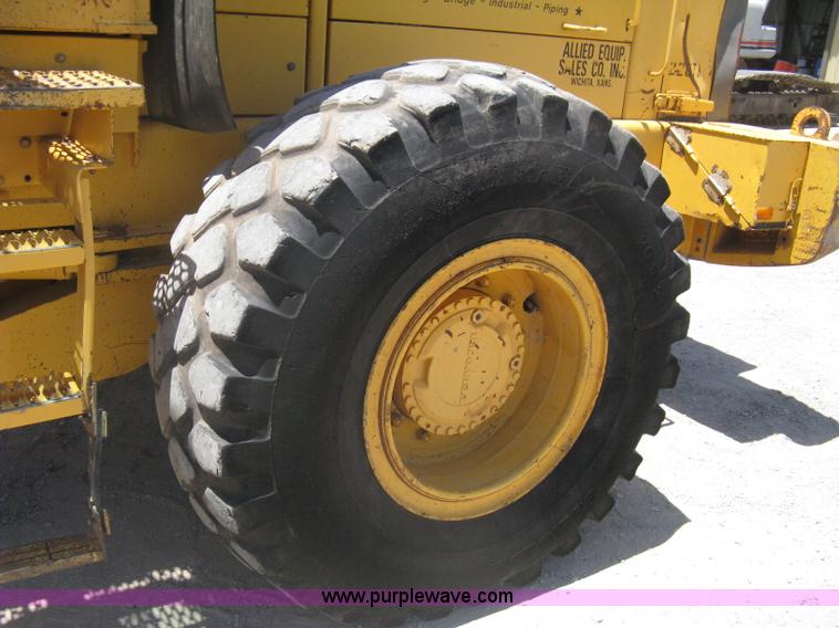 image for item A6408 1994 Volvo BM L90B wheel loader