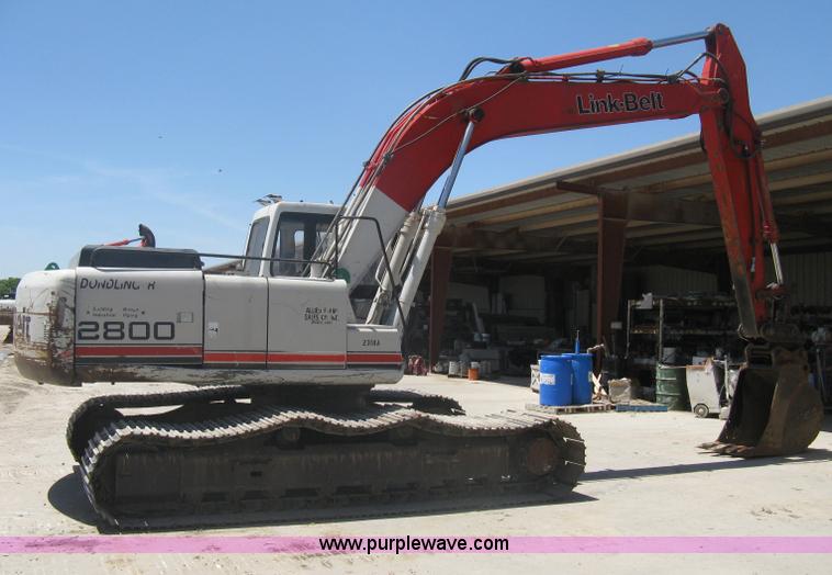 image for item A6409 1996 Link-Belt  2800 Quantum excavator
