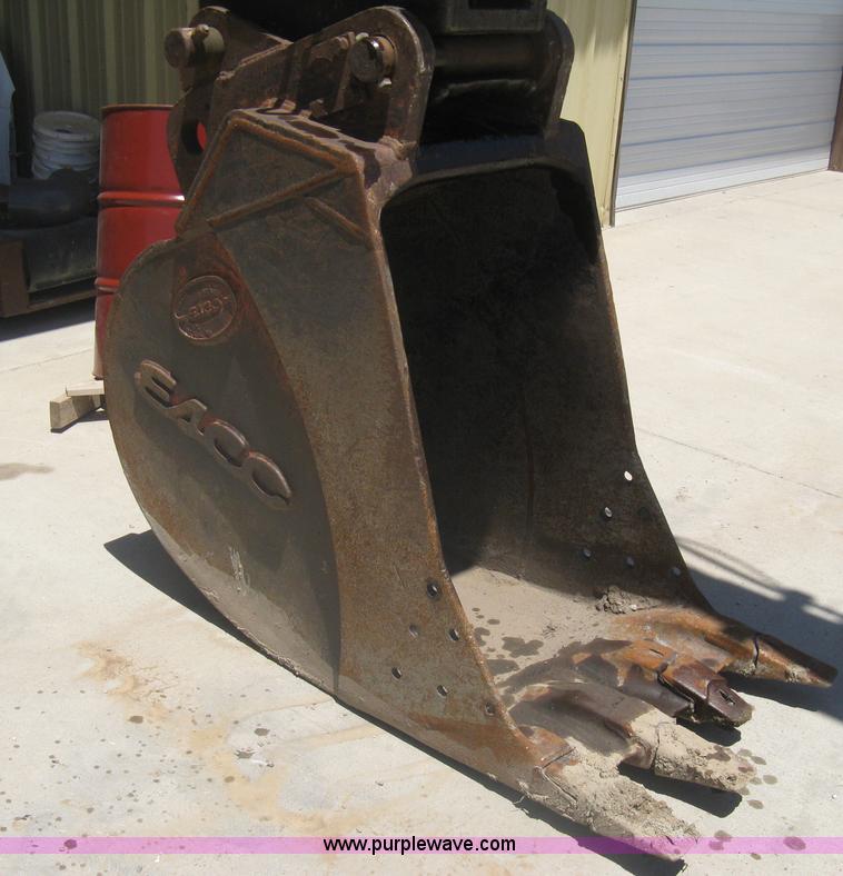 image for item A6409 1996 Link-Belt  2800 Quantum excavator