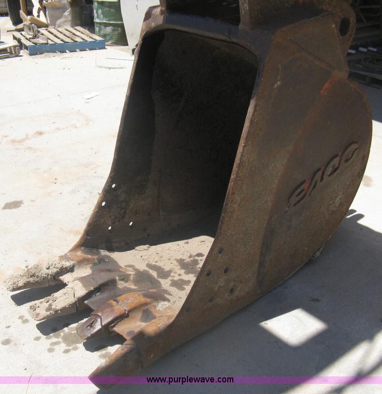 image for item A6409 1996 Link-Belt  2800 Quantum excavator