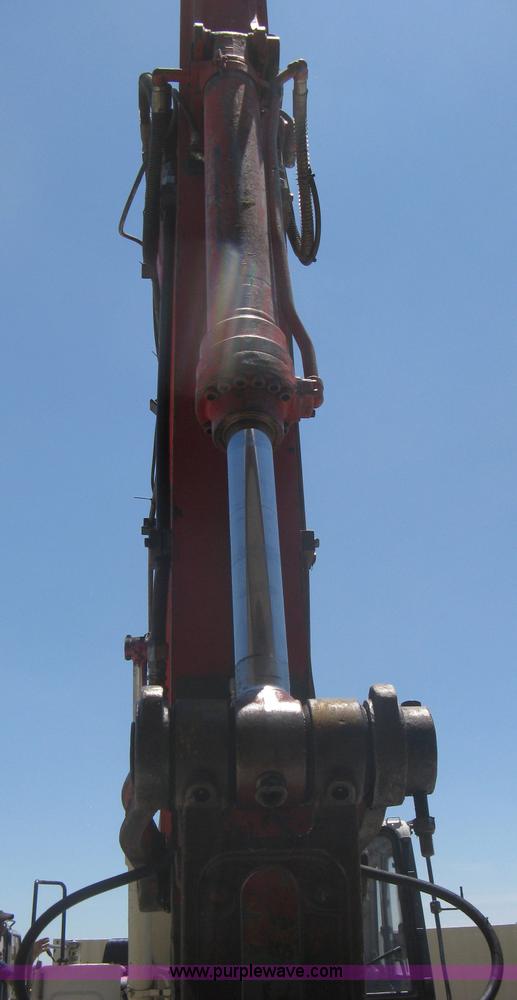 image for item A6409 1996 Link-Belt  2800 Quantum excavator