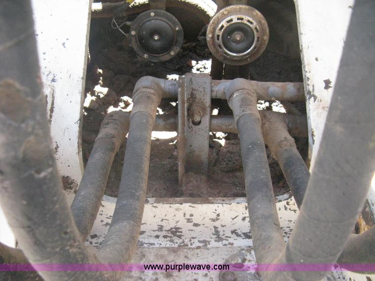 image for item A6409 1996 Link-Belt  2800 Quantum excavator