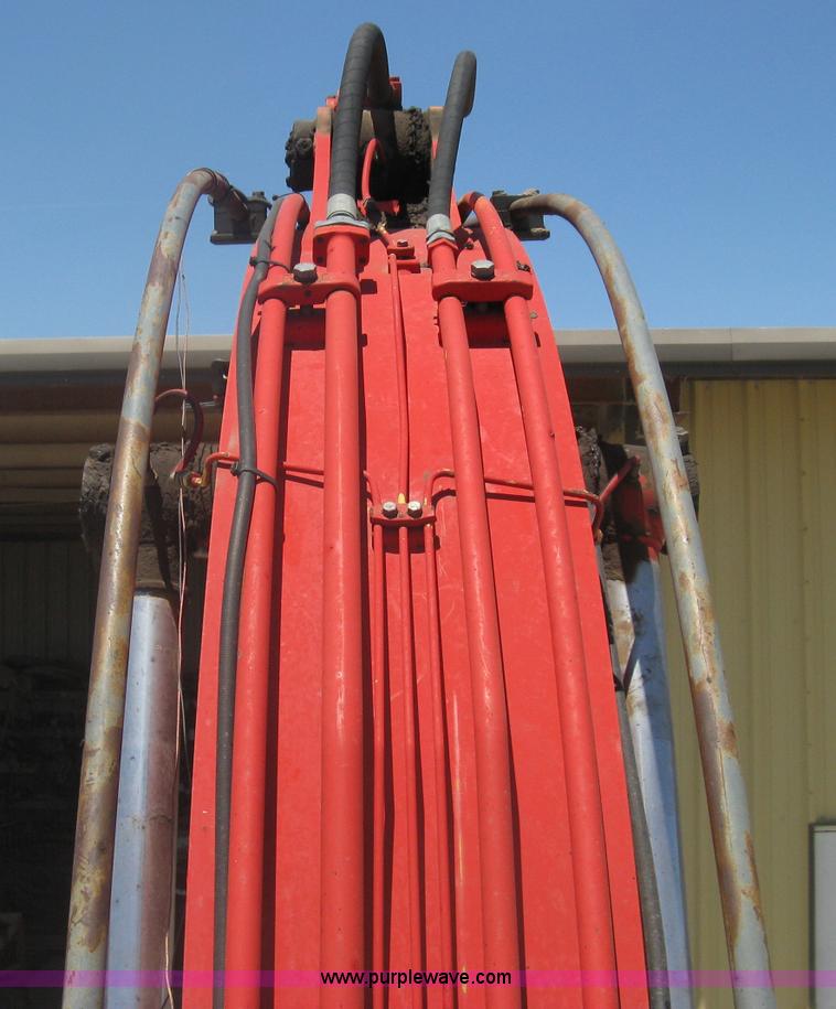 image for item A6409 1996 Link-Belt  2800 Quantum excavator