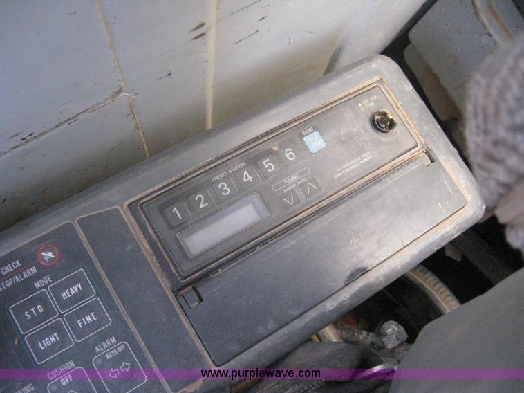 image for item A6409 1996 Link-Belt  2800 Quantum excavator