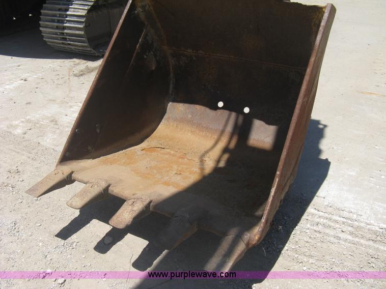 image for item A6410 2000 Link-Belt  3400 Quantum excavator