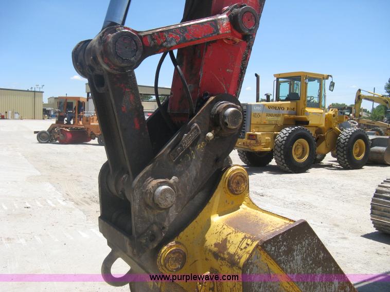image for item A6410 2000 Link-Belt  3400 Quantum excavator