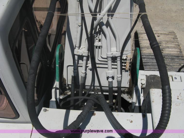 image for item A6410 2000 Link-Belt  3400 Quantum excavator