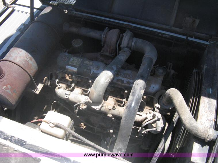 image for item A6410 2000 Link-Belt  3400 Quantum excavator