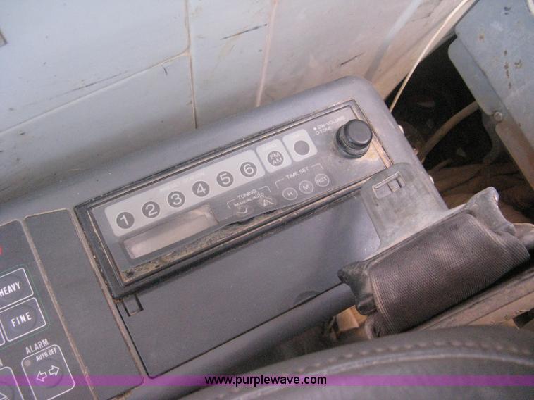 image for item A6410 2000 Link-Belt  3400 Quantum excavator