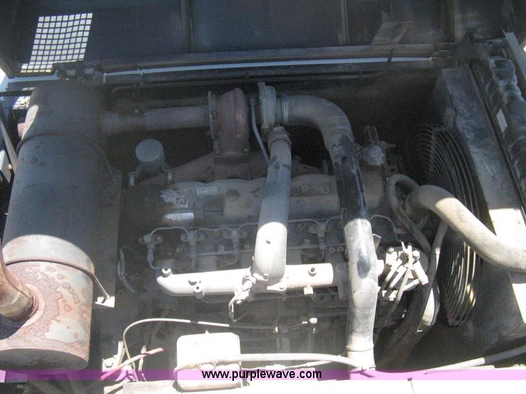 image for item A6411 2000 Link-Belt  3400 Quantum excavator