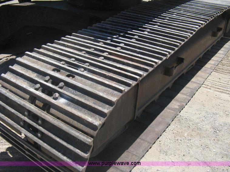 image for item A6411 2000 Link-Belt  3400 Quantum excavator