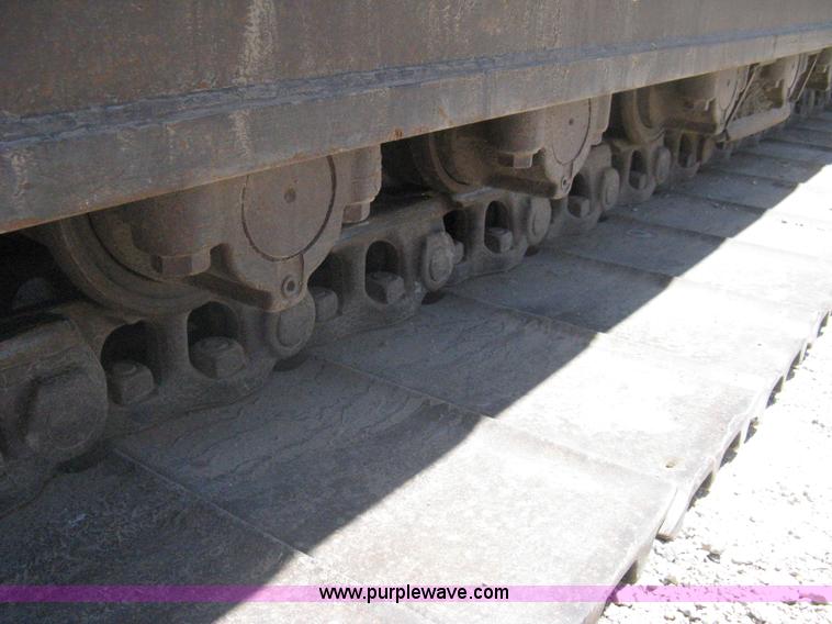 image for item A6411 2000 Link-Belt  3400 Quantum excavator