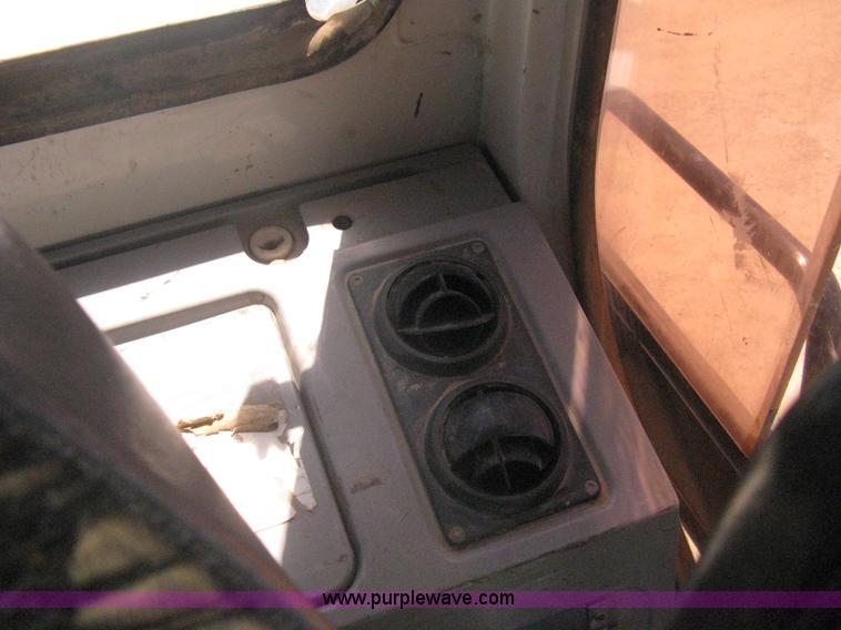 image for item A6411 2000 Link-Belt  3400 Quantum excavator