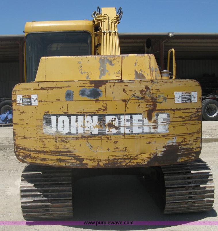 image for item A6412 1996 John Deere 190E excavator