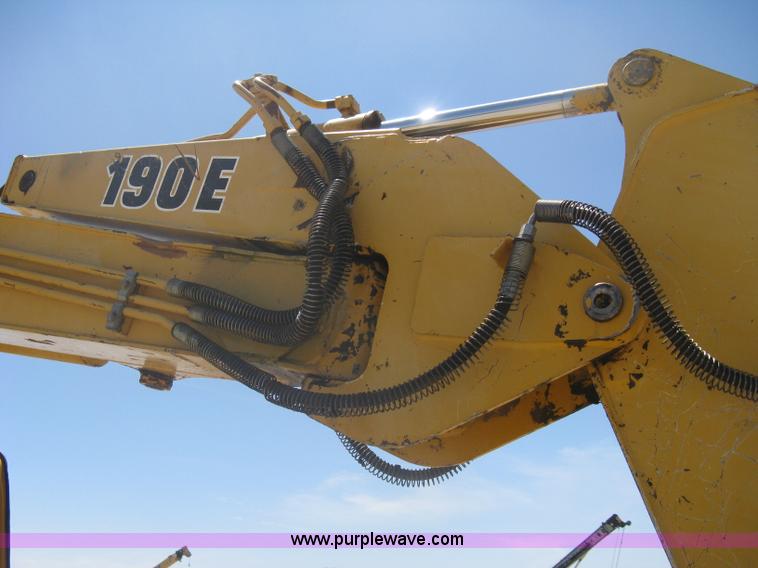 image for item A6412 1996 John Deere 190E excavator
