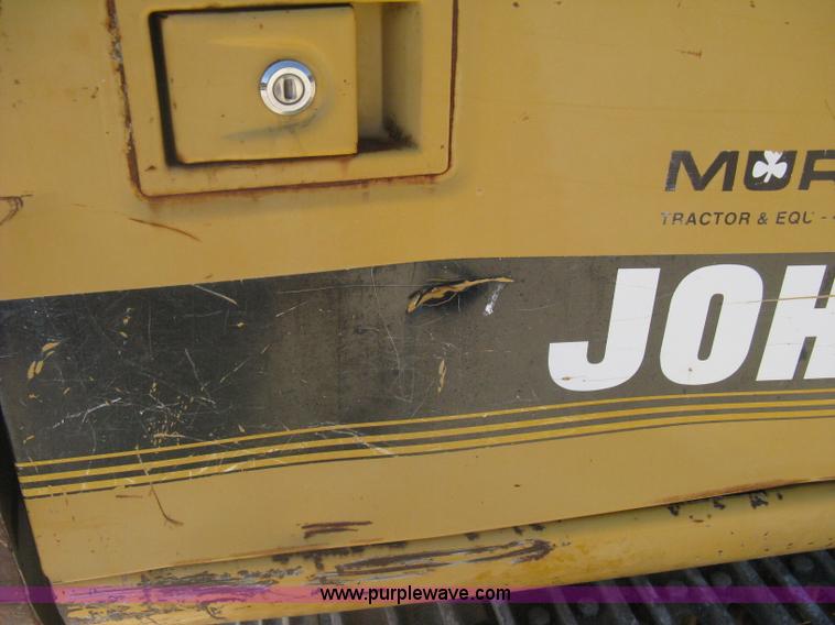 image for item A6412 1996 John Deere 190E excavator