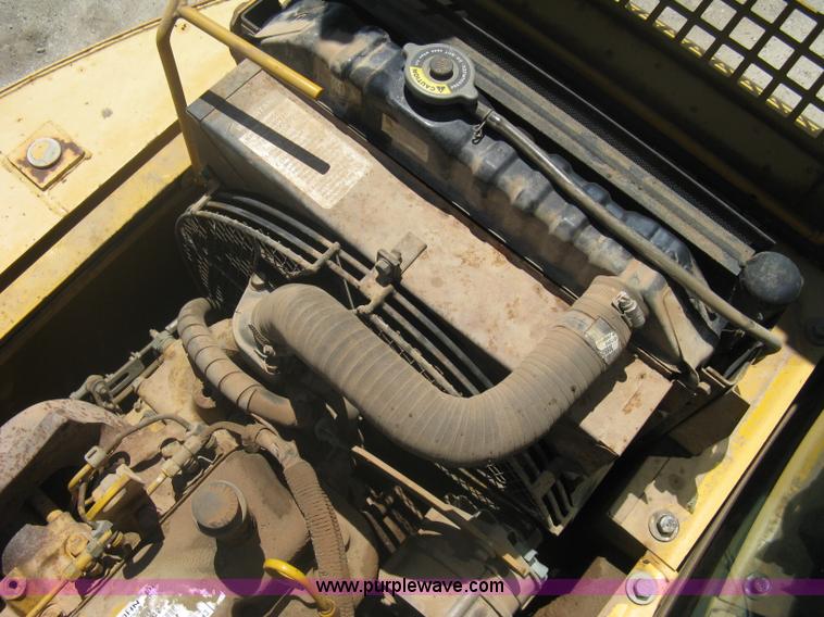 image for item A6412 1996 John Deere 190E excavator