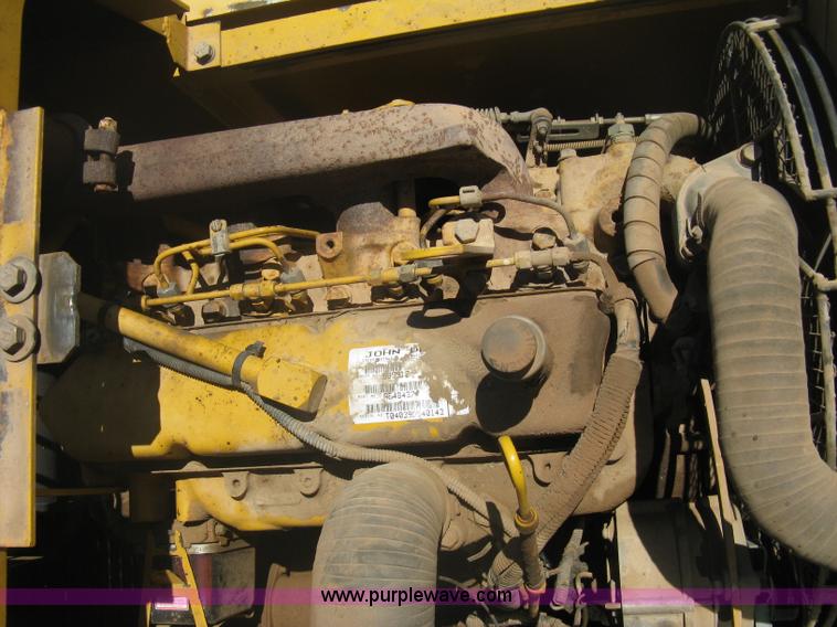 image for item A6412 1996 John Deere 190E excavator
