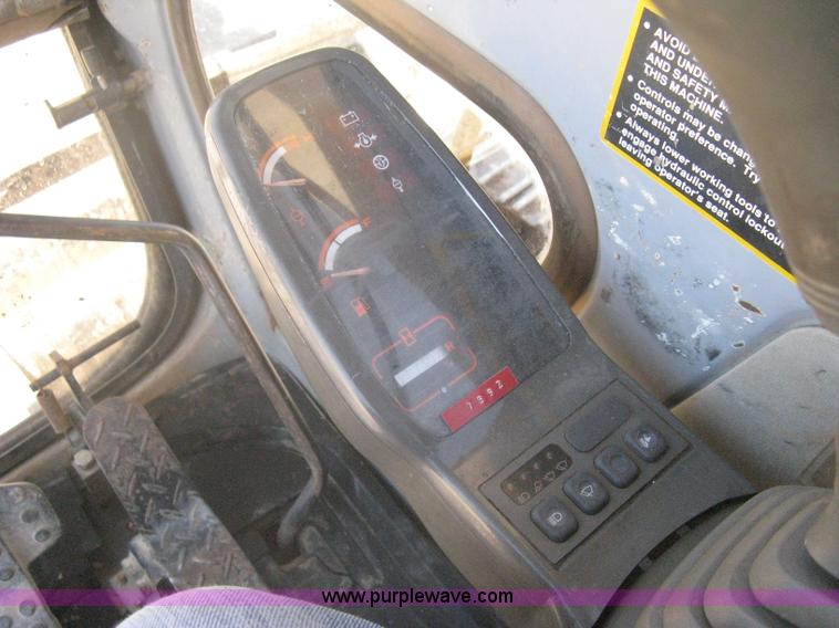 image for item A6412 1996 John Deere 190E excavator