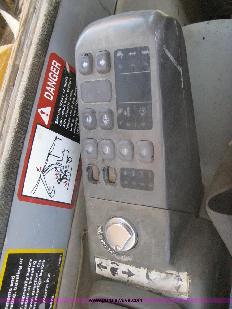 image for item A6412 1996 John Deere 190E excavator