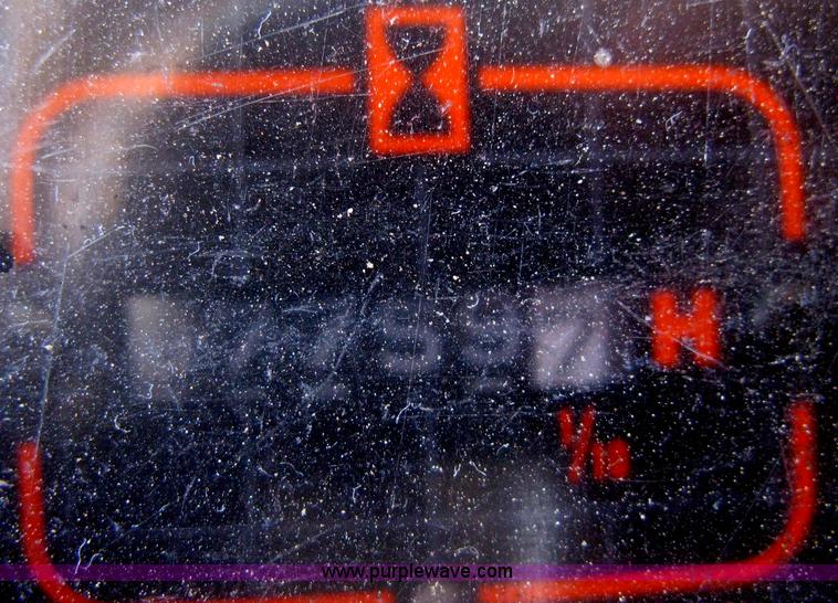 image for item A6412 1996 John Deere 190E excavator