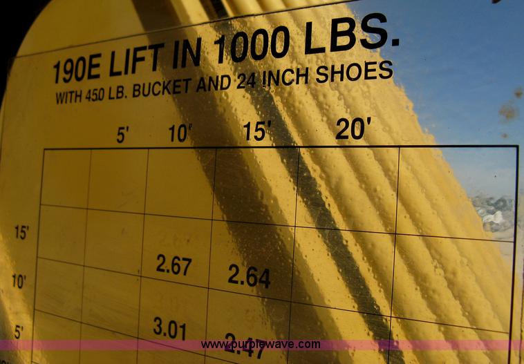 image for item A6412 1996 John Deere 190E excavator