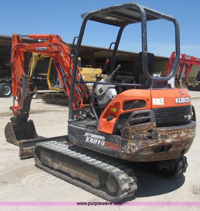 image for item A6413 2000 Kubota KX91-3 excavator