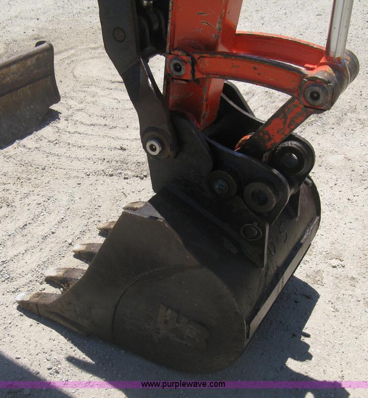 image for item A6413 2000 Kubota KX91-3 excavator