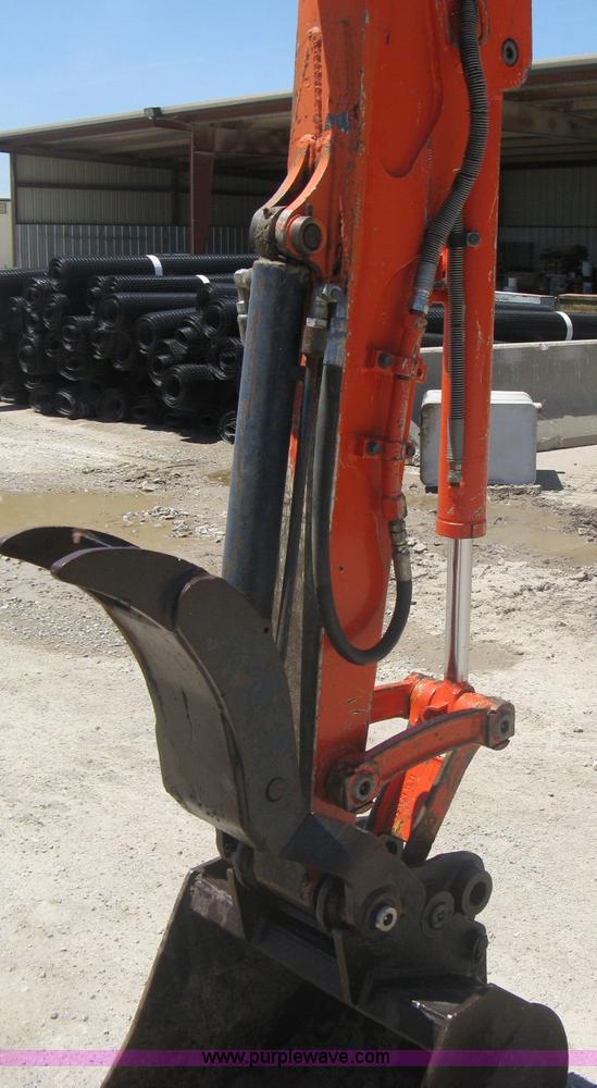 image for item A6413 2000 Kubota KX91-3 excavator