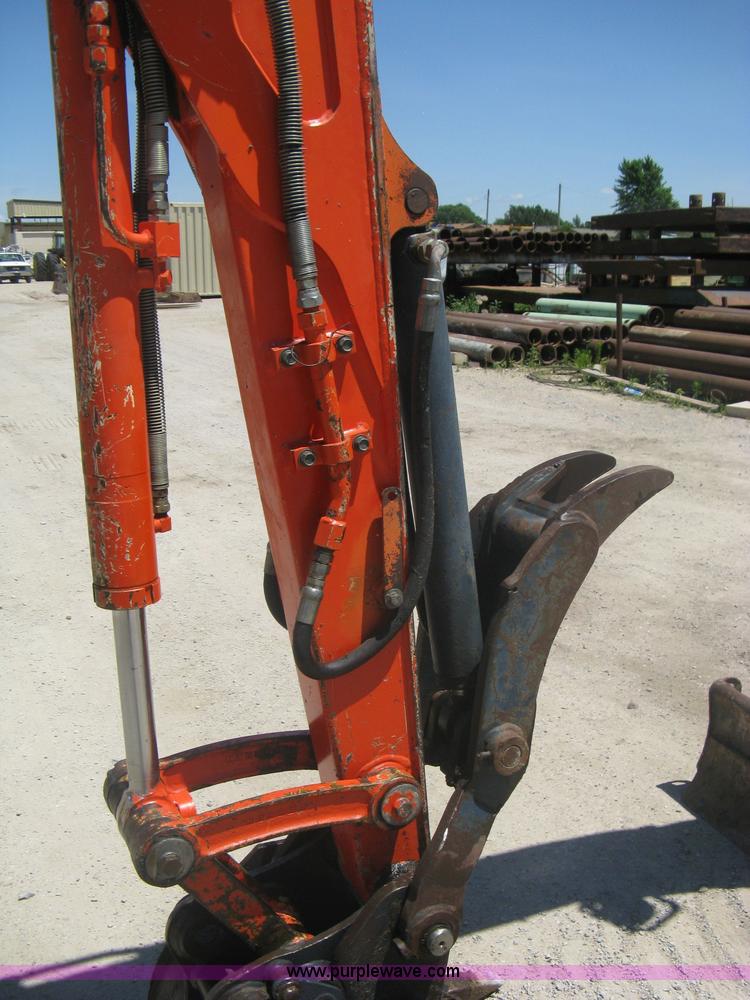 image for item A6413 2000 Kubota KX91-3 excavator