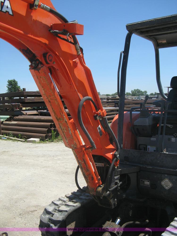 image for item A6413 2000 Kubota KX91-3 excavator