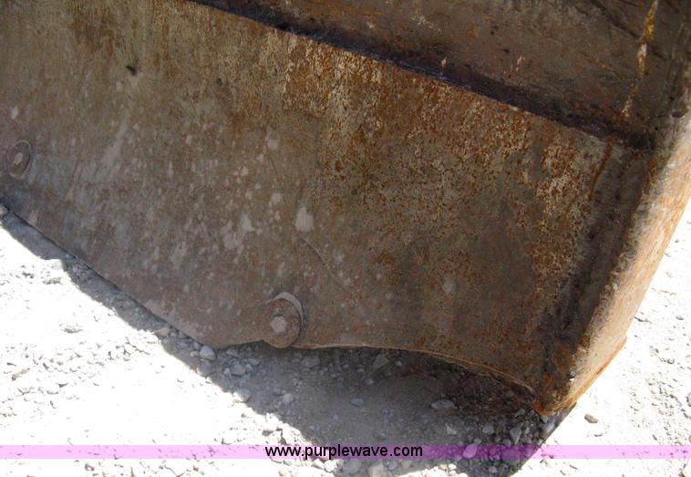 image for item A6413 2000 Kubota KX91-3 excavator