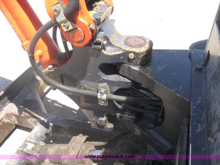 image for item A6413 2000 Kubota KX91-3 excavator
