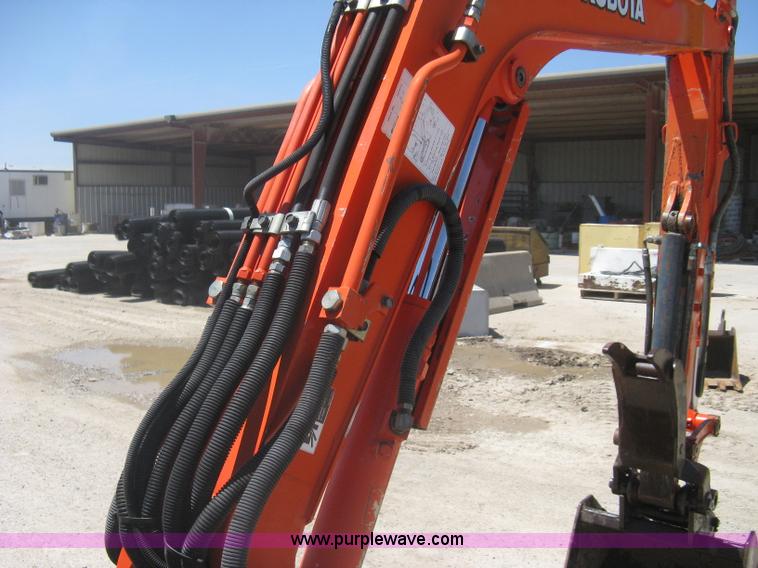 image for item A6413 2000 Kubota KX91-3 excavator