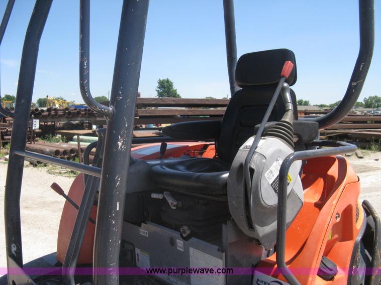 image for item A6413 2000 Kubota KX91-3 excavator