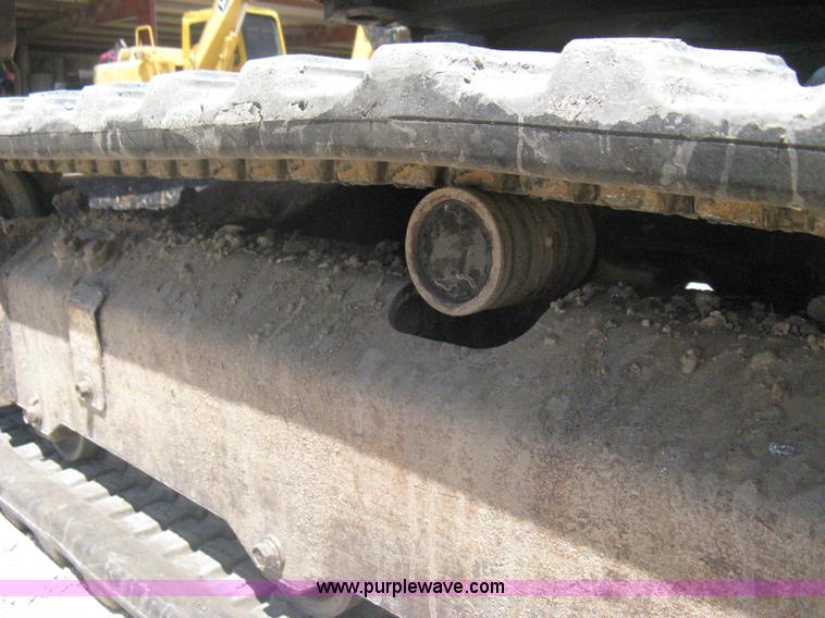 image for item A6413 2000 Kubota KX91-3 excavator