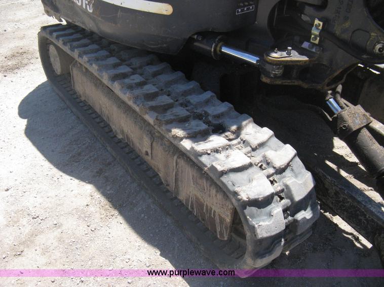 image for item A6413 2000 Kubota KX91-3 excavator