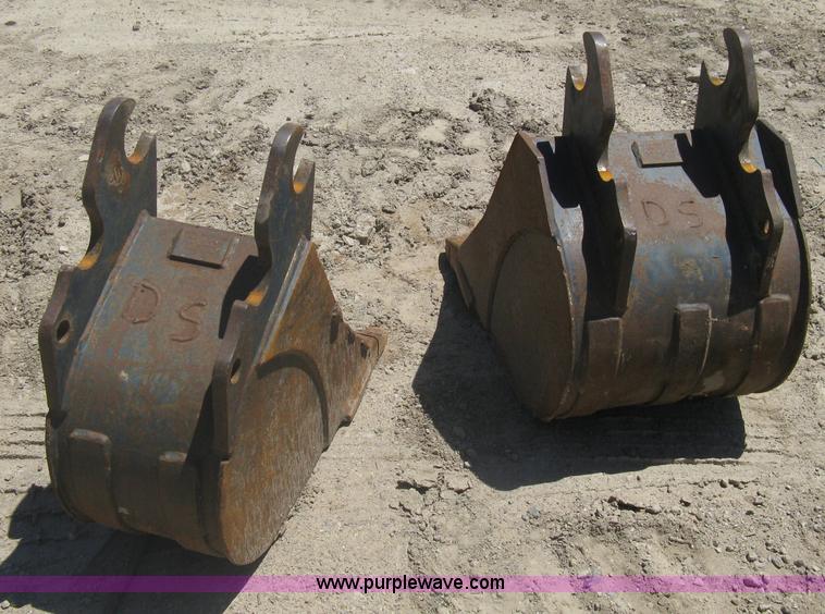 image for item A6413 2000 Kubota KX91-3 excavator