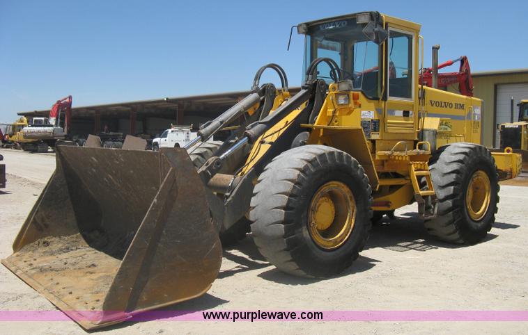 image for item A6414 1994 Volvo BM L120B wheel loader