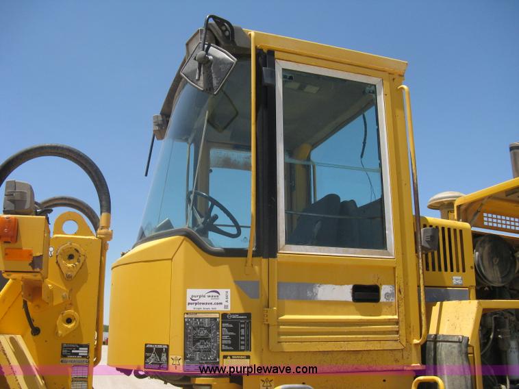 image for item A6414 1994 Volvo BM L120B wheel loader
