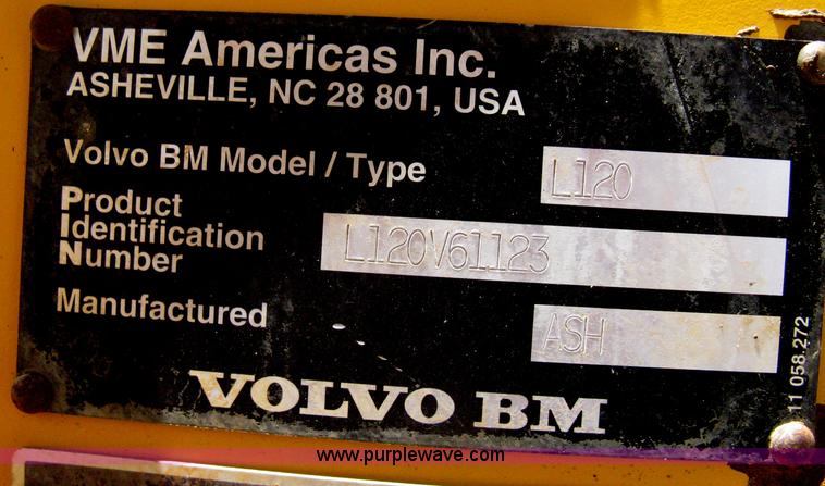 image for item A6414 1994 Volvo BM L120B wheel loader