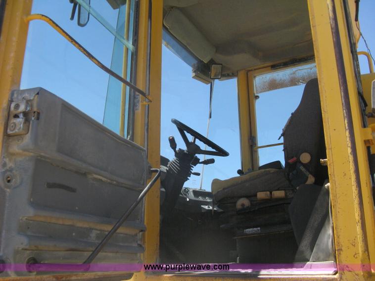 image for item A6414 1994 Volvo BM L120B wheel loader