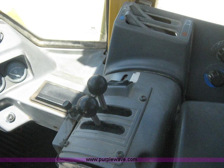 image for item A6414 1994 Volvo BM L120B wheel loader