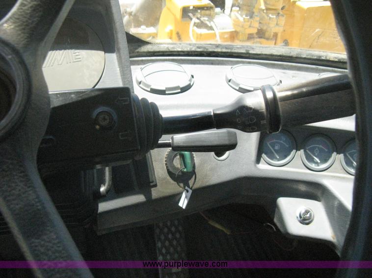 image for item A6414 1994 Volvo BM L120B wheel loader