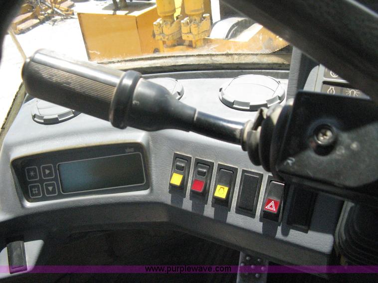 image for item A6414 1994 Volvo BM L120B wheel loader