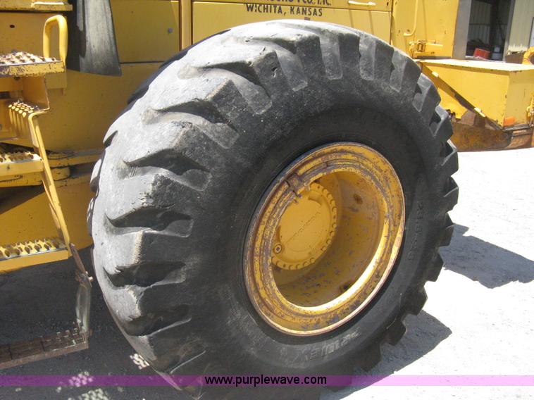 image for item A6414 1994 Volvo BM L120B wheel loader