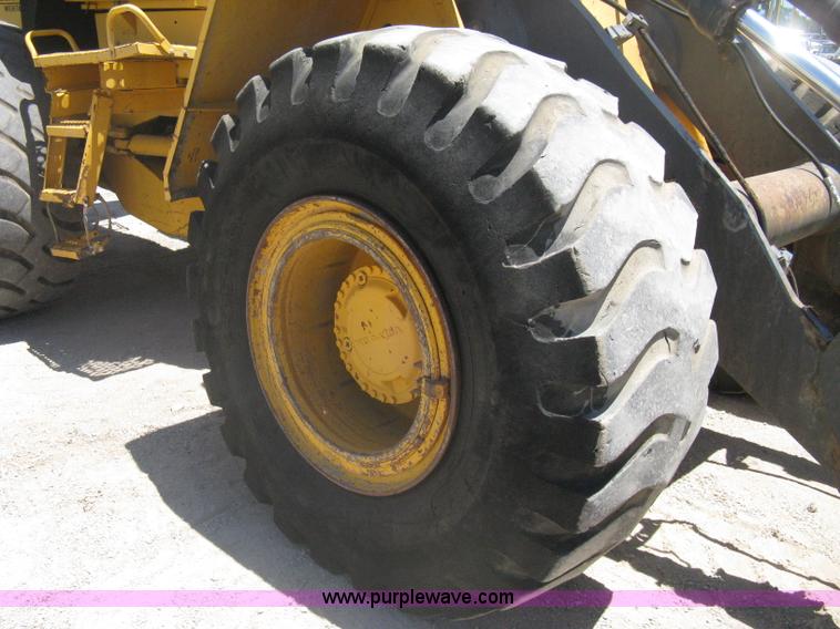image for item A6414 1994 Volvo BM L120B wheel loader
